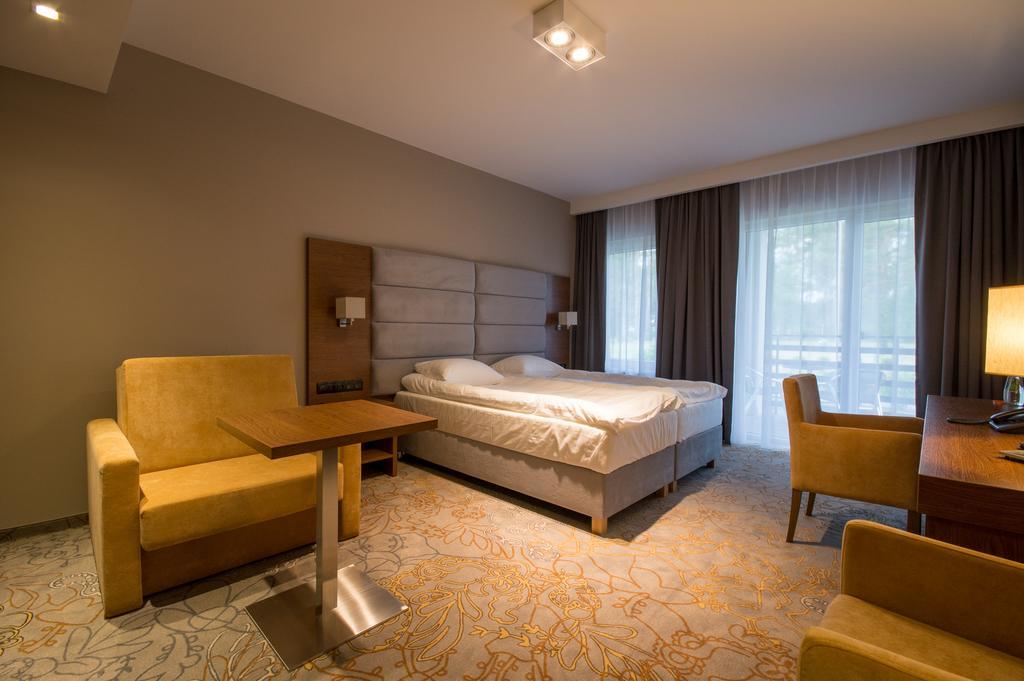 Rezydencja Sosnowa Luxury Hotel Janow Lubelski Luaran gambar
