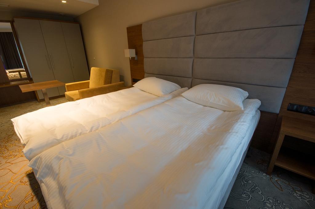 Rezydencja Sosnowa Luxury Hotel Janow Lubelski Luaran gambar