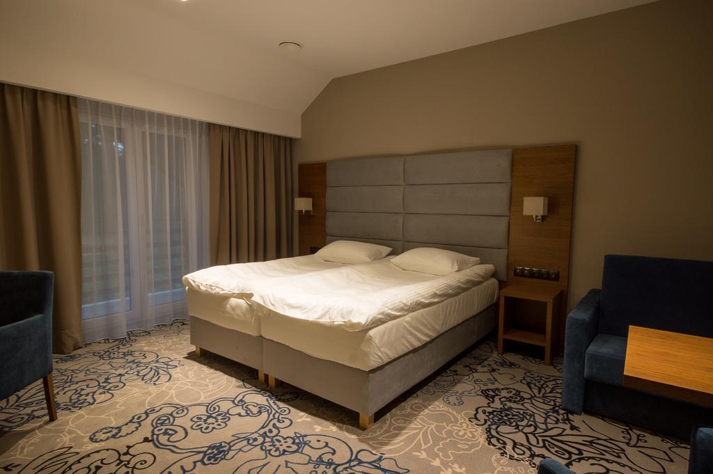 Rezydencja Sosnowa Luxury Hotel Janow Lubelski Luaran gambar