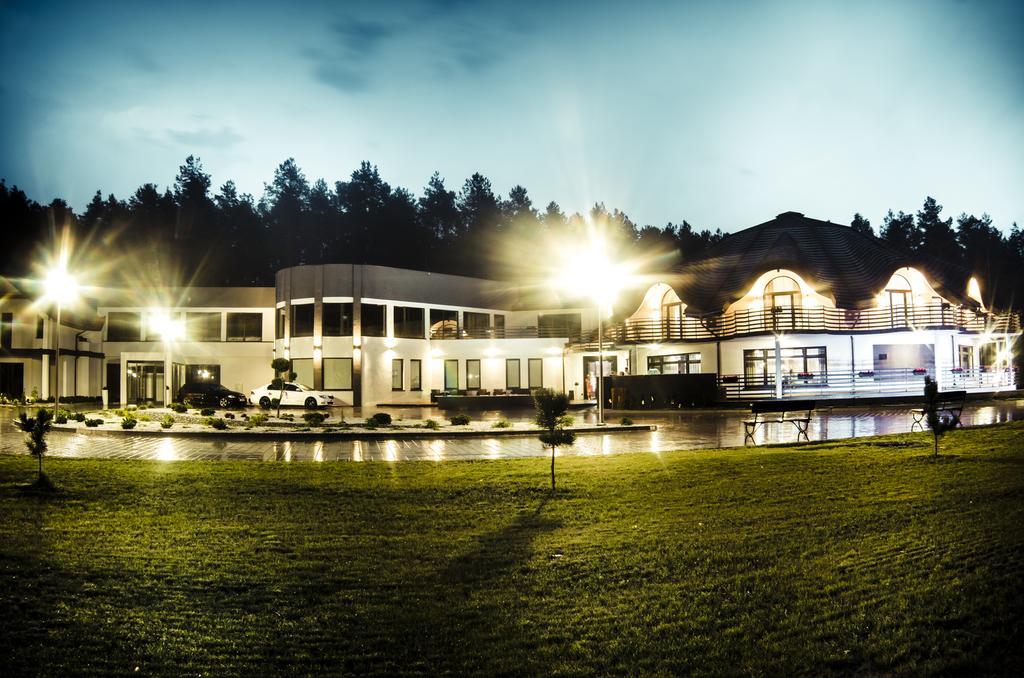 Rezydencja Sosnowa Luxury Hotel Janow Lubelski Luaran gambar