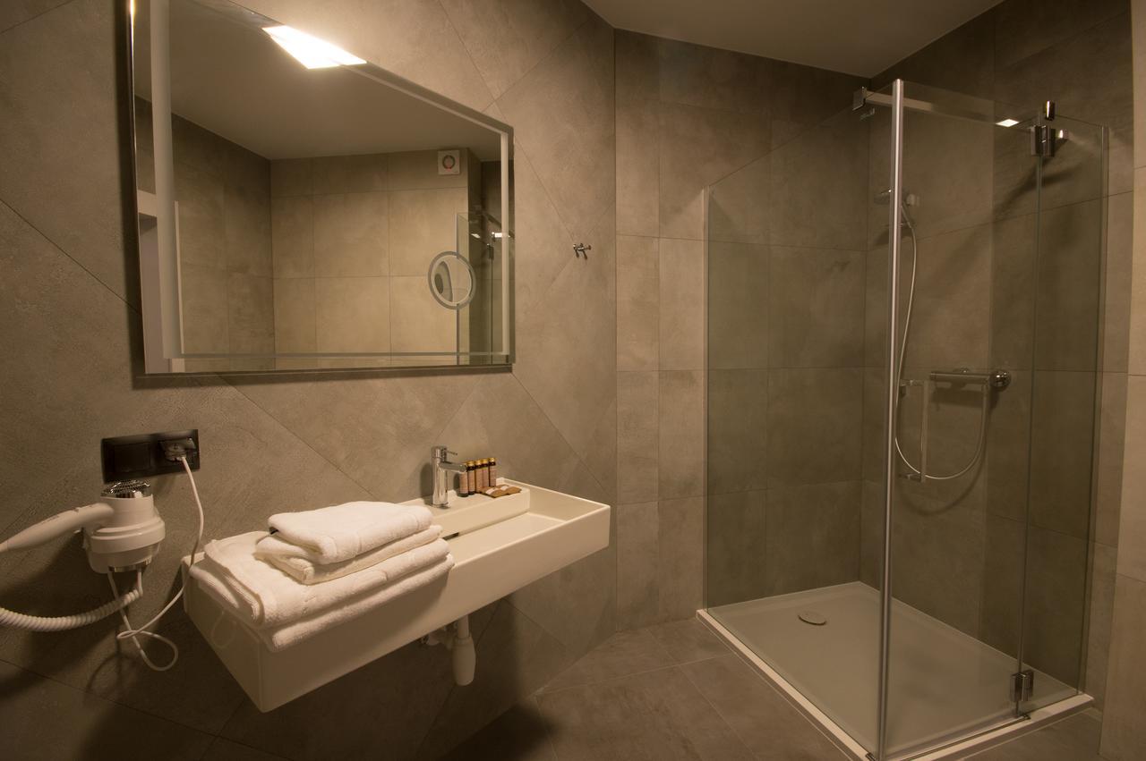 Rezydencja Sosnowa Luxury Hotel Janow Lubelski Bilik gambar
