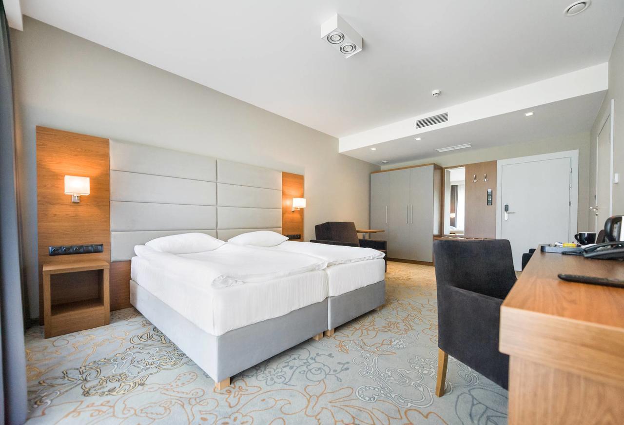 Rezydencja Sosnowa Luxury Hotel Janow Lubelski Luaran gambar